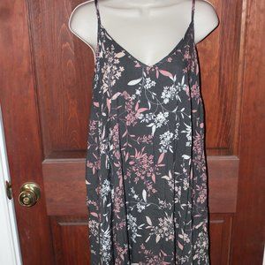 NWT - Spaghetti Strap Knit Maxi Dress w/Pockets